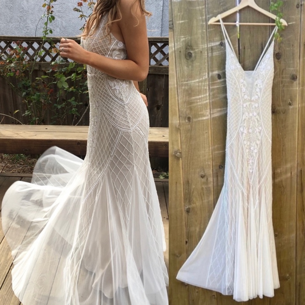 White Beaded Lace and Sequin Art Deco Mermaid Gown 🌿